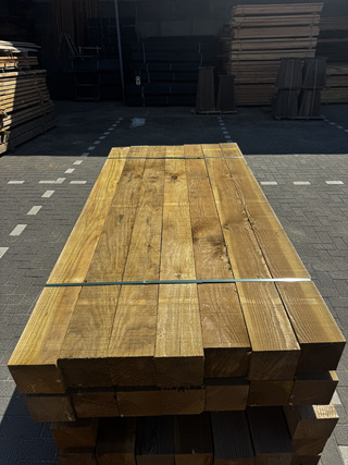Ca. 16x Douglas palen, fijn bezaagd – groen geimpregneerd
